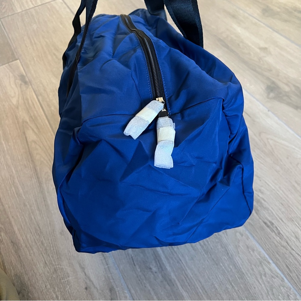 Coach VARICK NYLON PACKABLE GYM BAG (COACH F93313) - Picture 6 of 8